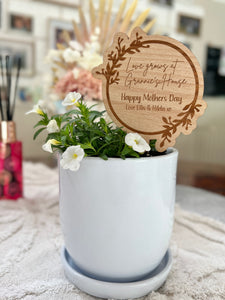 Love Grows Here Plaque Stalk